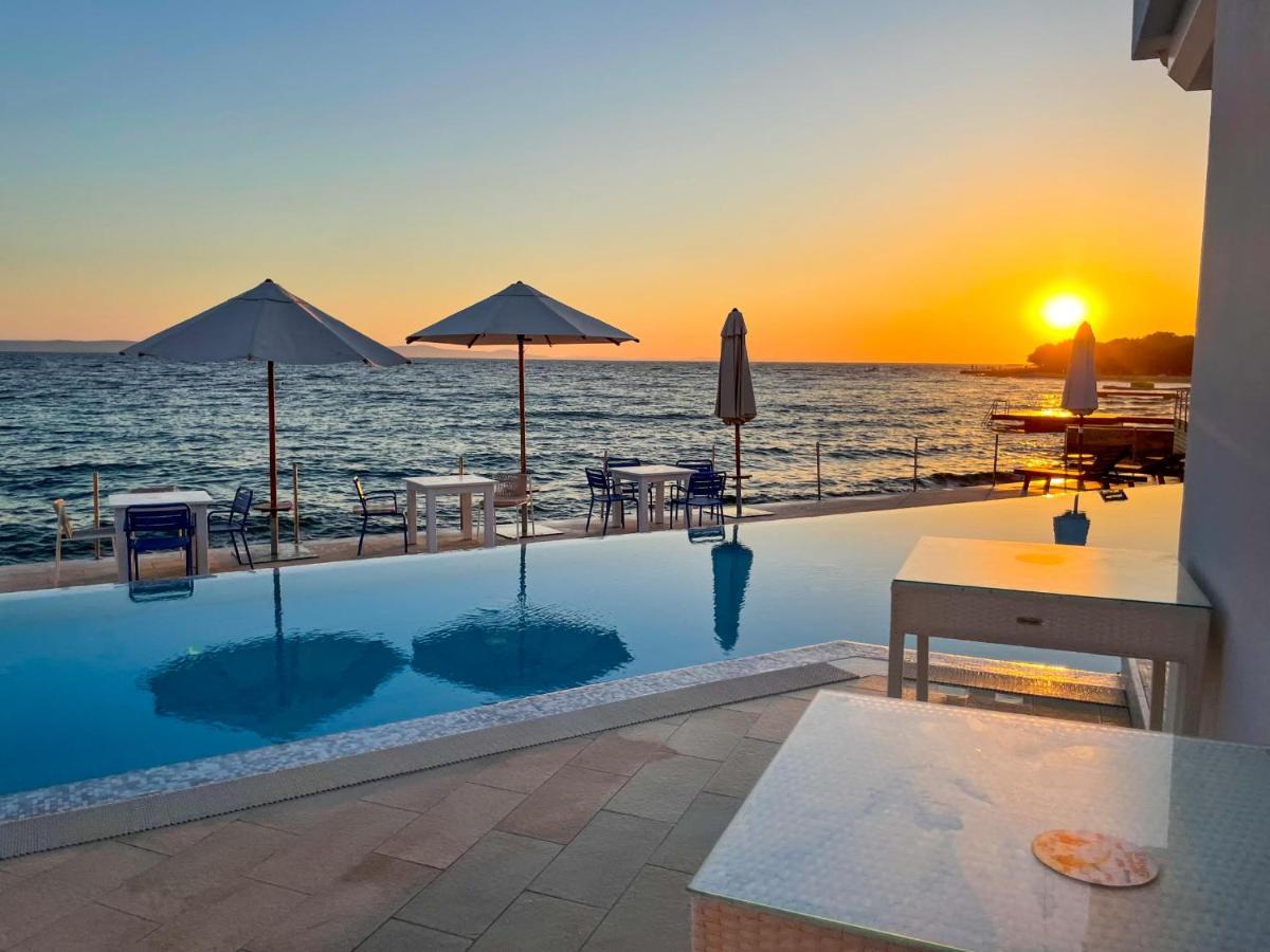 Luxury Two-Floor Apartment In Petrcane With Garden And Pool Extérieur photo