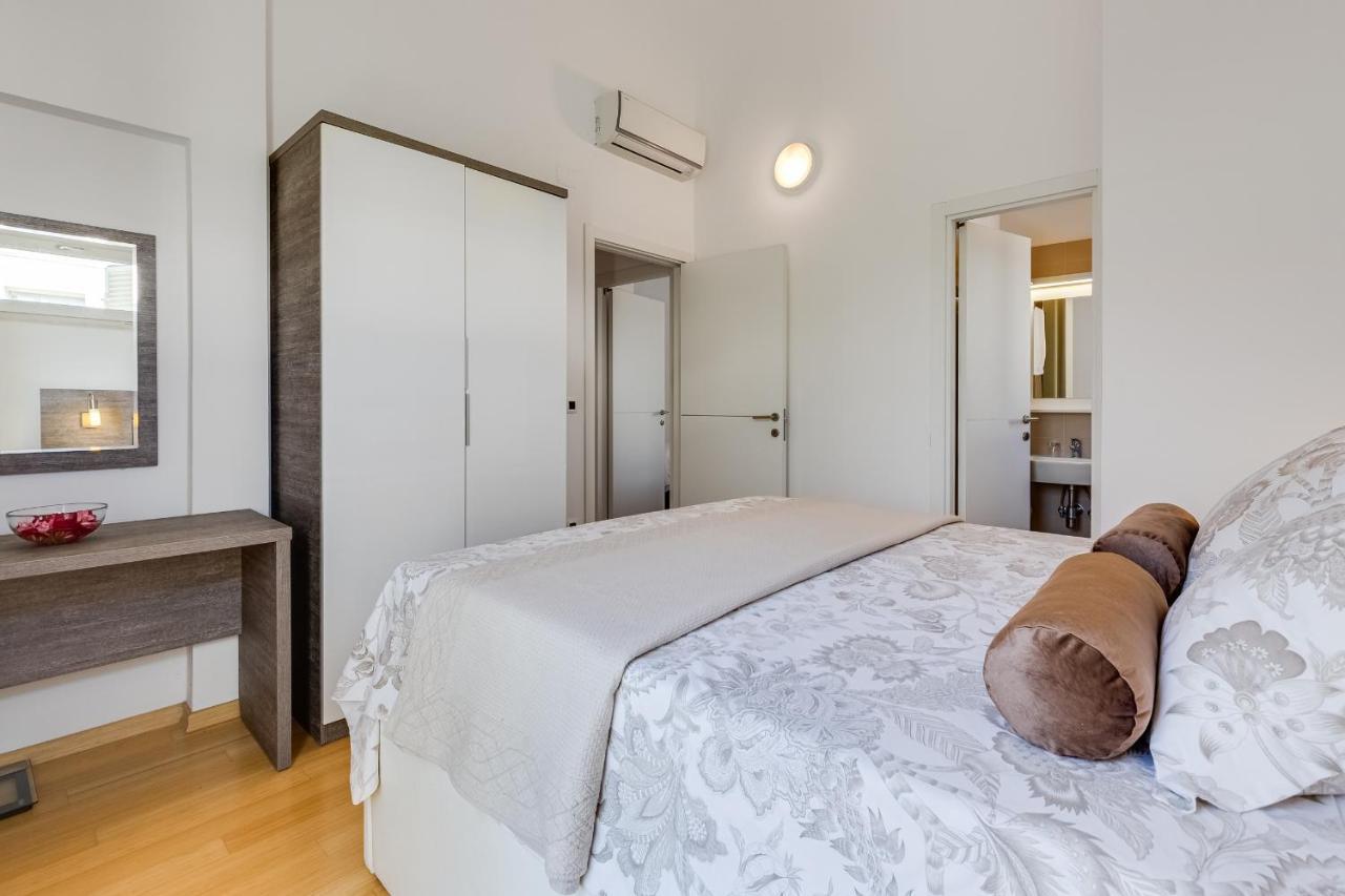 Luxury Two-Floor Apartment In Petrcane With Garden And Pool Extérieur photo