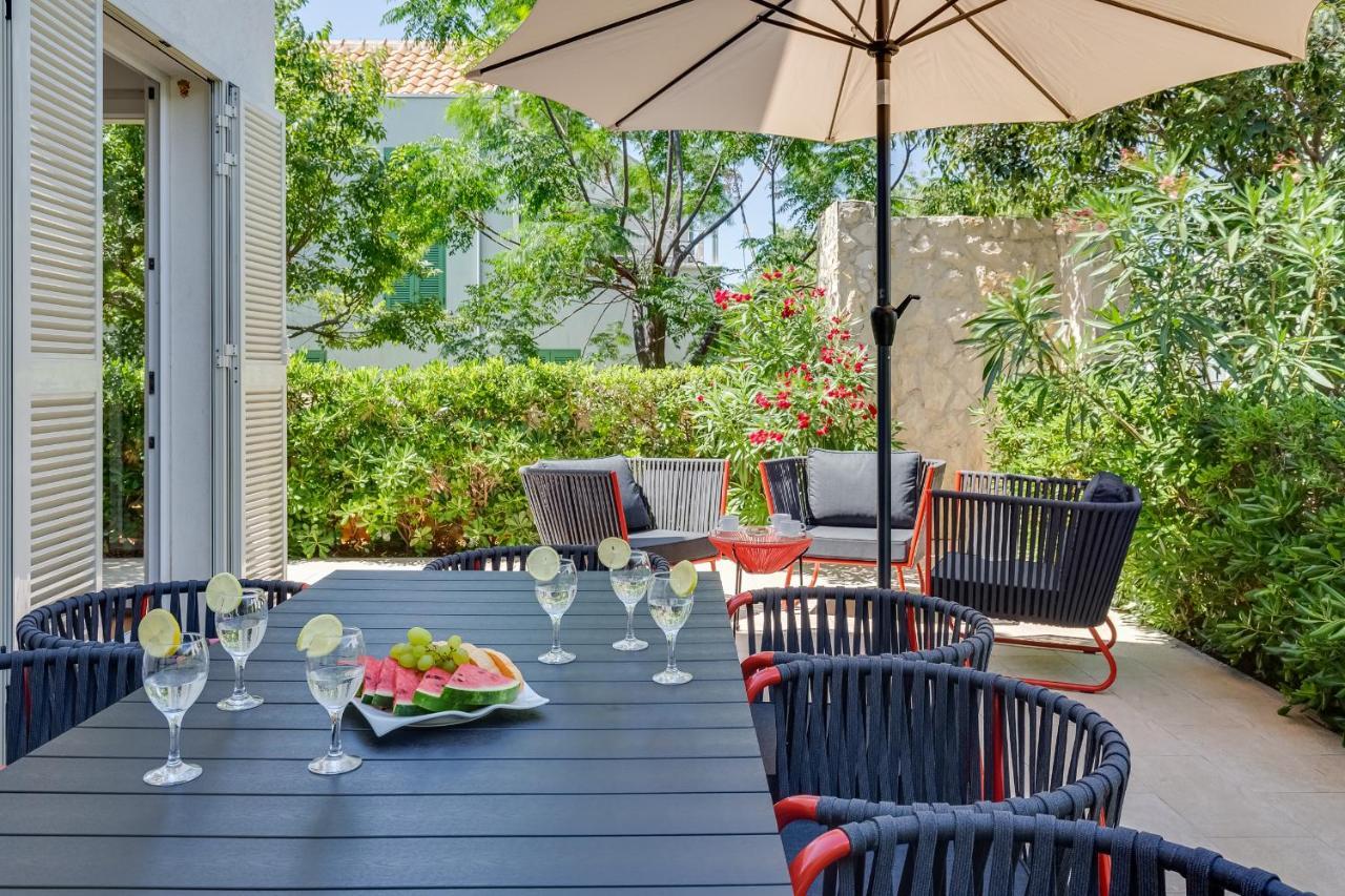 Luxury Two-Floor Apartment In Petrcane With Garden And Pool Extérieur photo