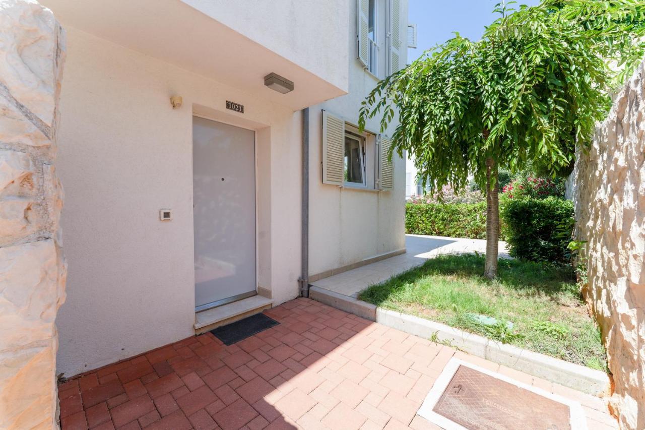 Luxury Two-Floor Apartment In Petrcane With Garden And Pool Extérieur photo