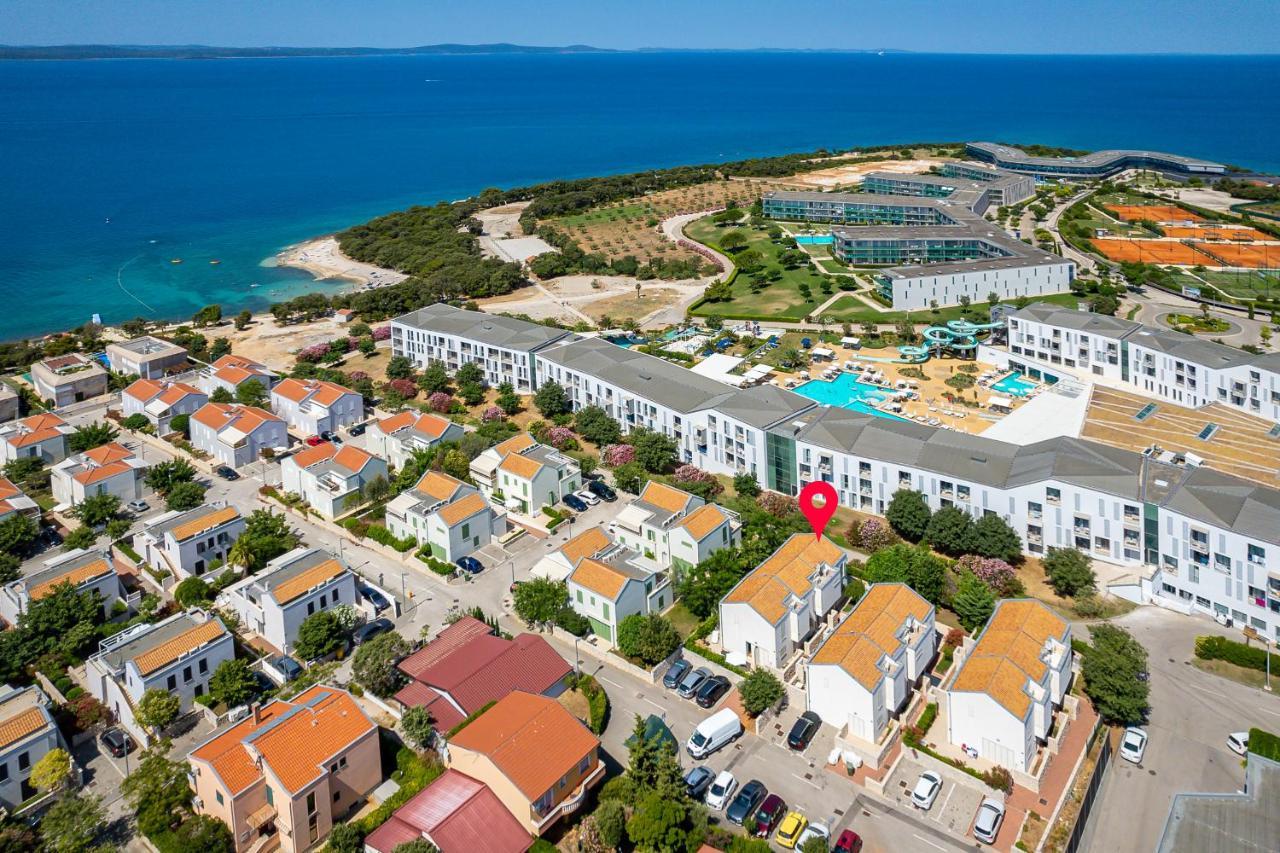 Luxury Two-Floor Apartment In Petrcane With Garden And Pool Extérieur photo